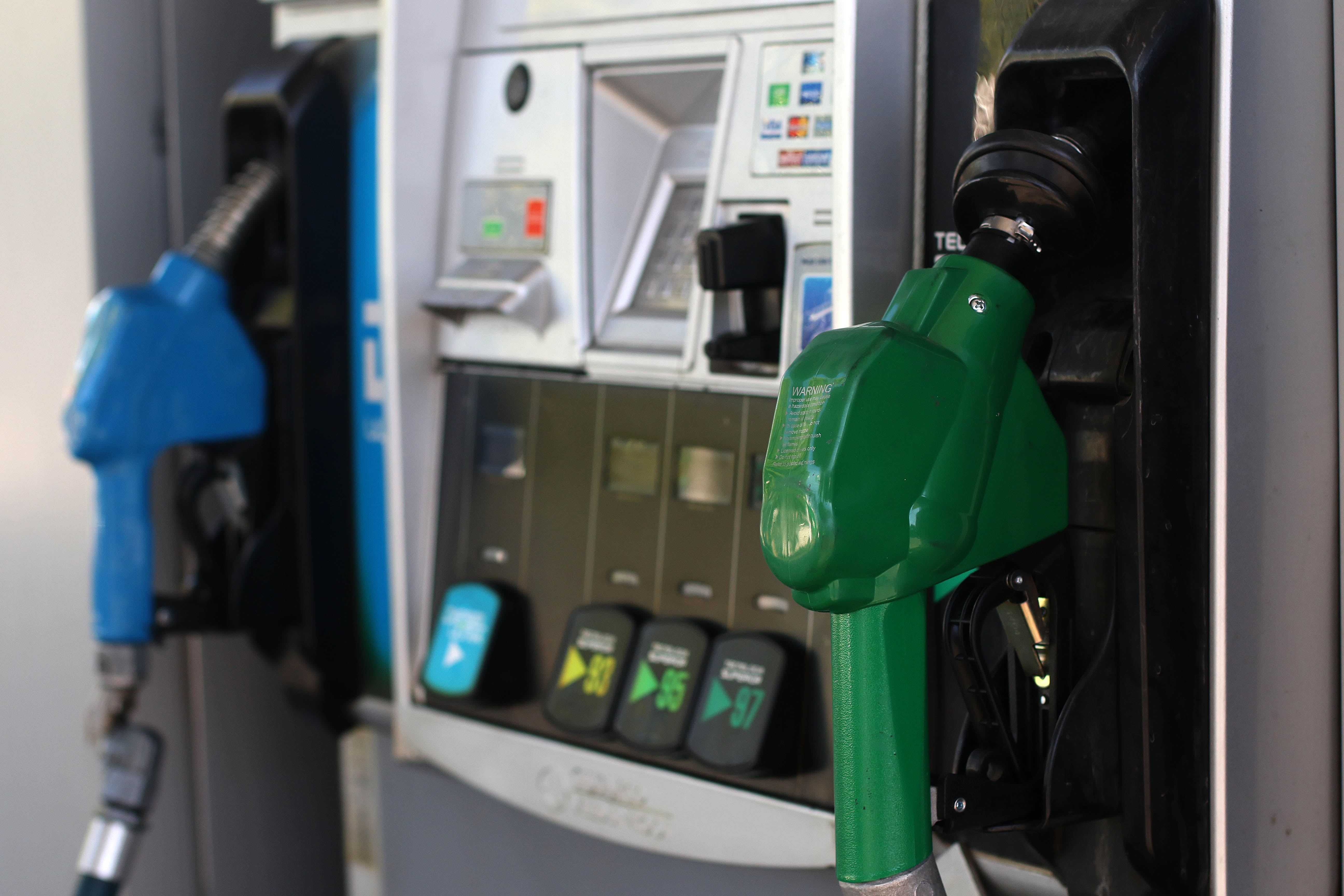 Este jueves volverá a subir el precio de las bencinas Este jueves volverá a subir el precio de las bencinas